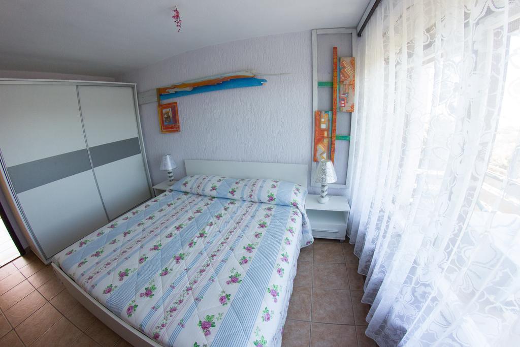 Apartments Stefanovski Paradiso Veli Lošinj Szoba fotó