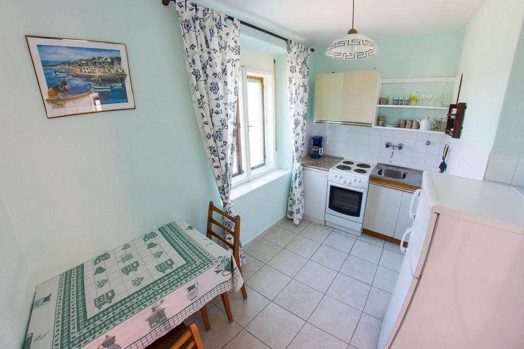 Apartments Stefanovski Paradiso Veli Lošinj Szoba fotó